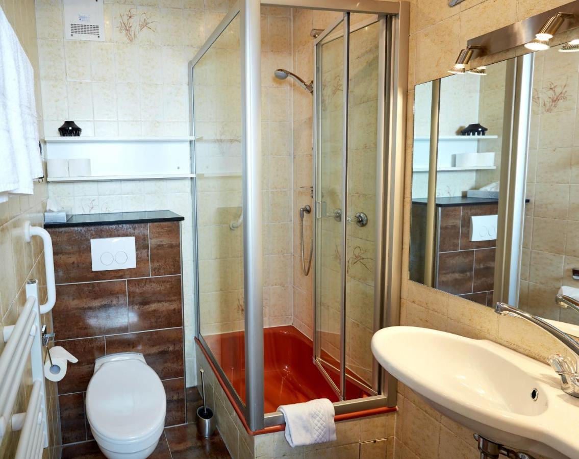 Hotel-Restaurant Maas Lutzerath Dış mekan fotoğraf
